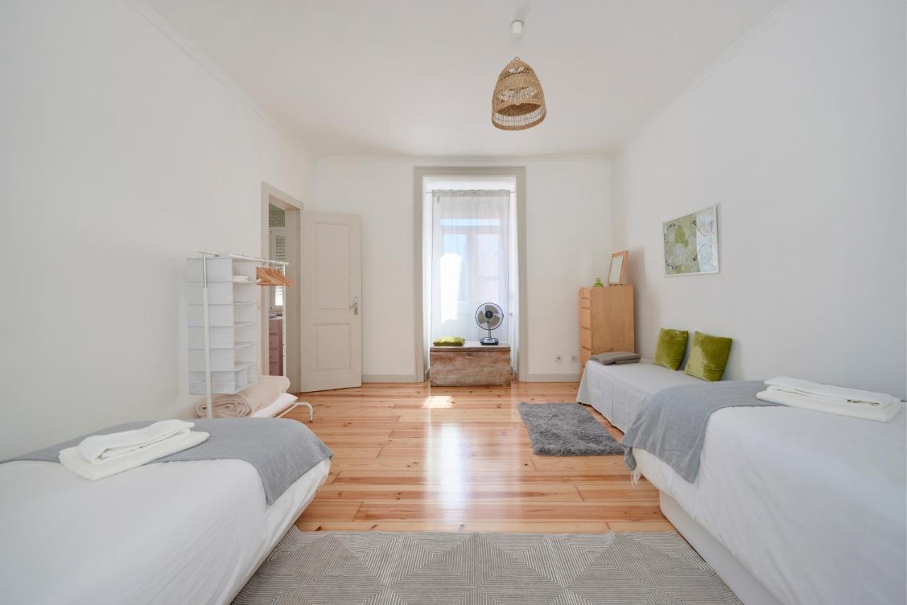 Sunny Apartment With Balcony! Lisboa Екстериор снимка