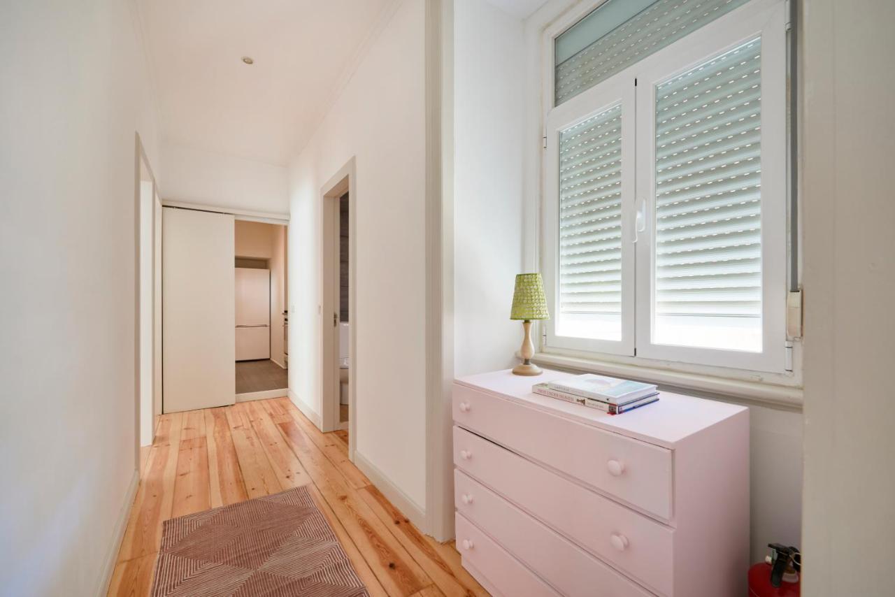 Sunny Apartment With Balcony! Lisboa Екстериор снимка